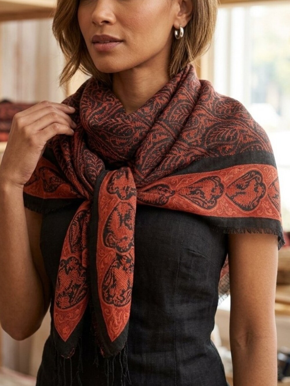 Elegant Red-Black Paisley Fashion Scarf Women's Accessory